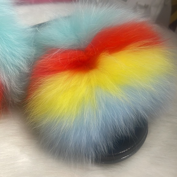 Juicy Fuzzy Slides - Picture 3 of 4